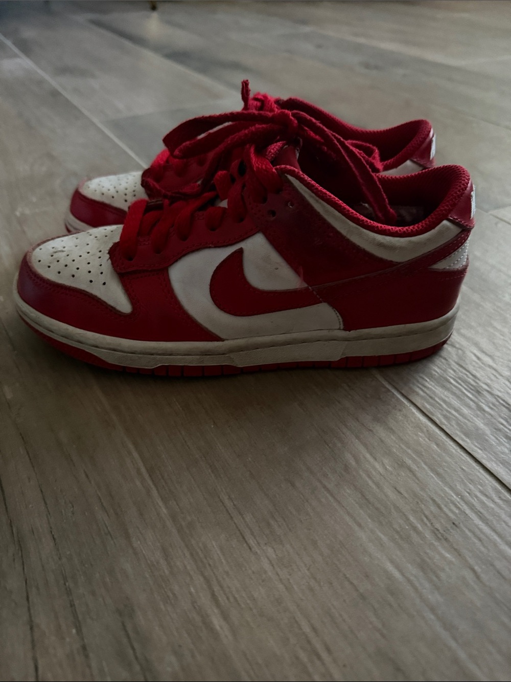 Kids Red and White Low-Top Nike Sneakers size 3.5